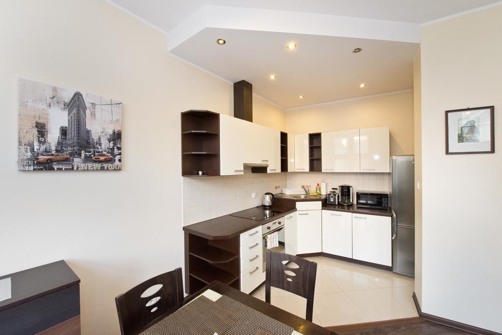 Gdanskie Apartamenty - Apartamenty - Dluga Z Widokiem Na Ratusz I Nad Motlawa Ruang foto